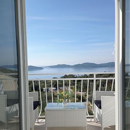 Apartment Lucija With Sea View Dubrovnik Ngoại thất bức ảnh